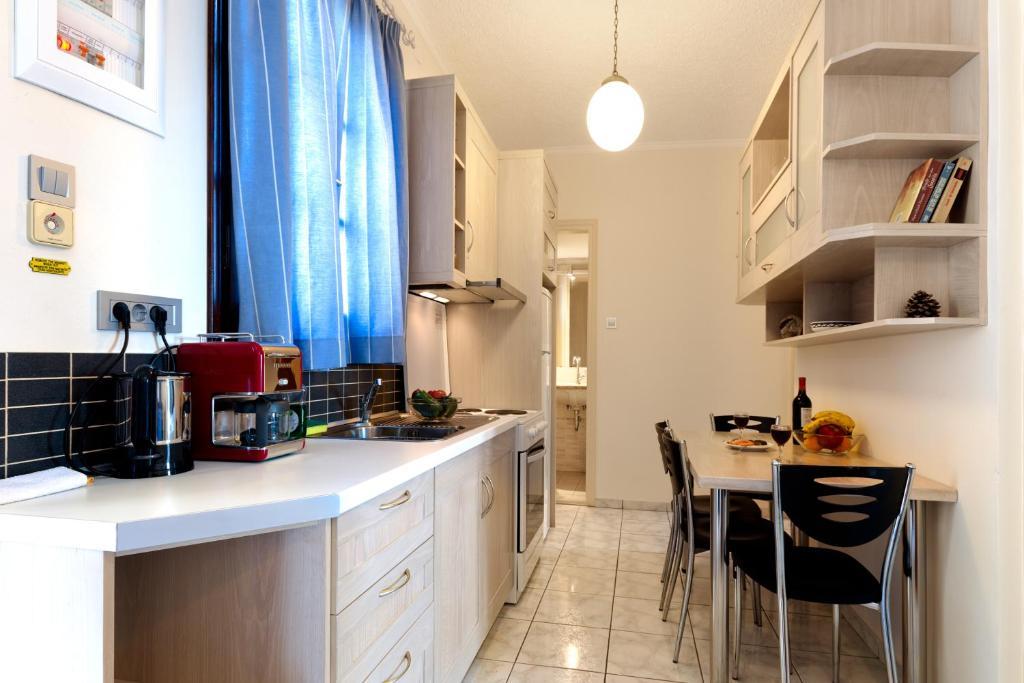 Giorgi'S Blue Apartments Kalathas Chambre photo