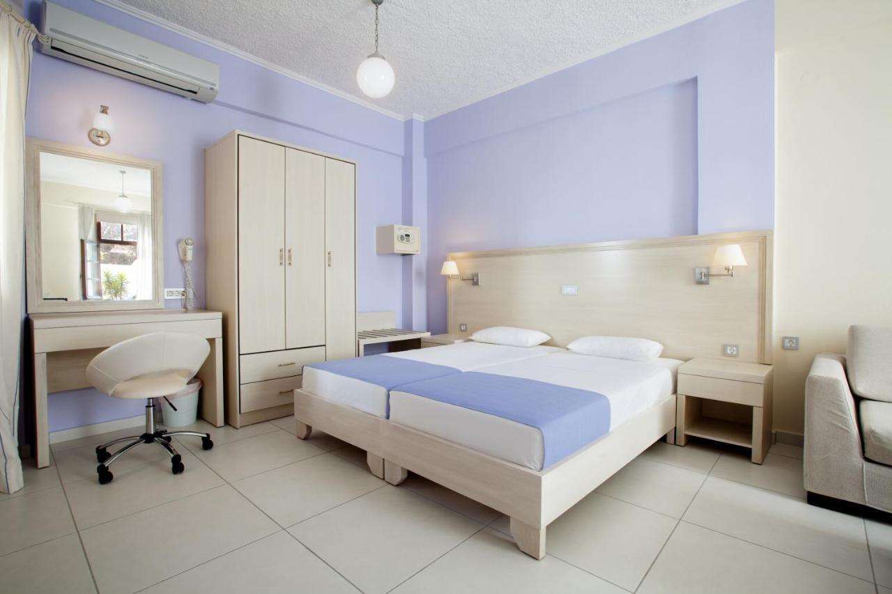 Giorgi'S Blue Apartments Kalathas Chambre photo